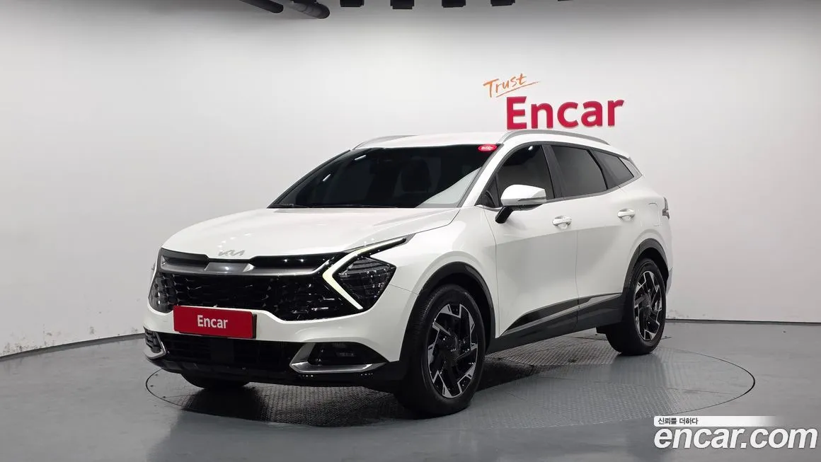 Kia Sportage — фото 1