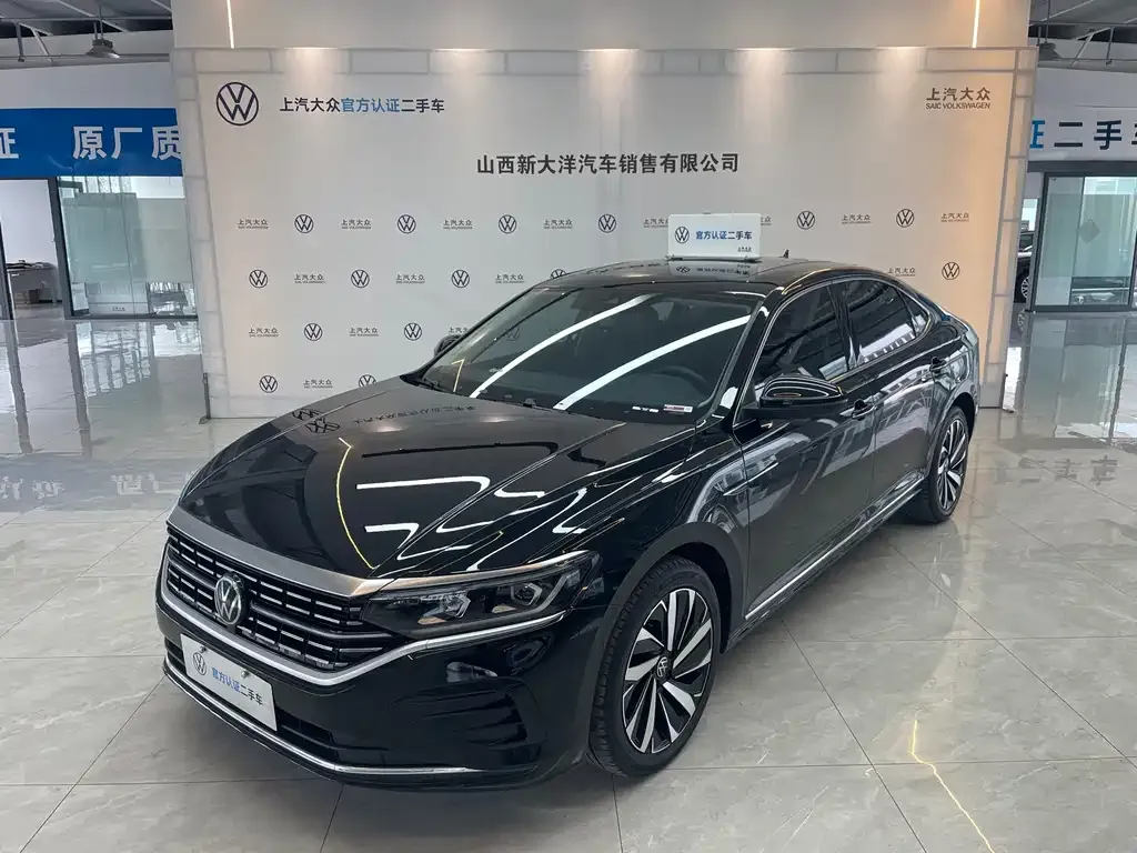 Volkswagen Passat — фото 1
