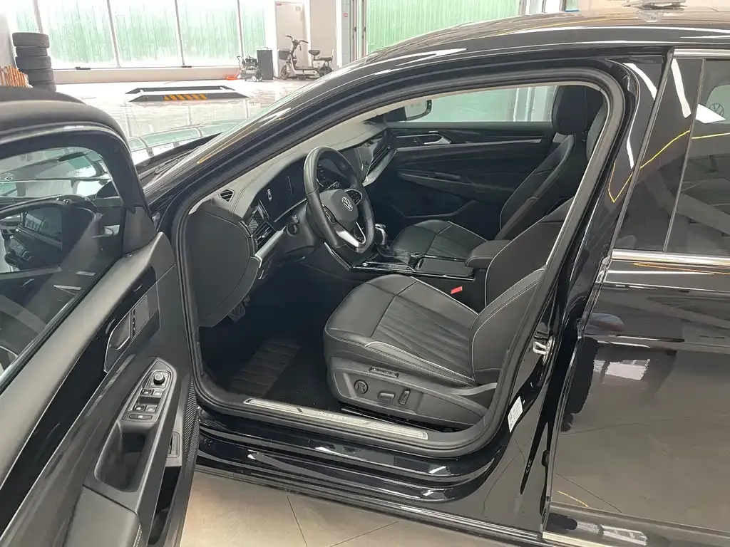 Volkswagen Passat — фото 9