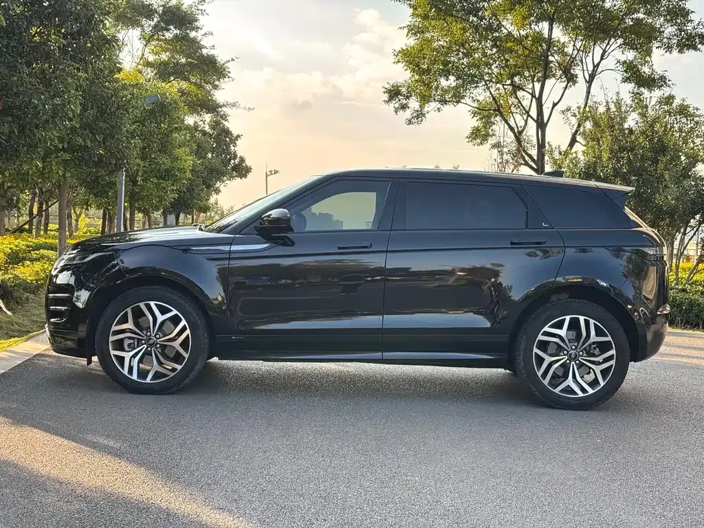 Land Rover Evoque — фото 8