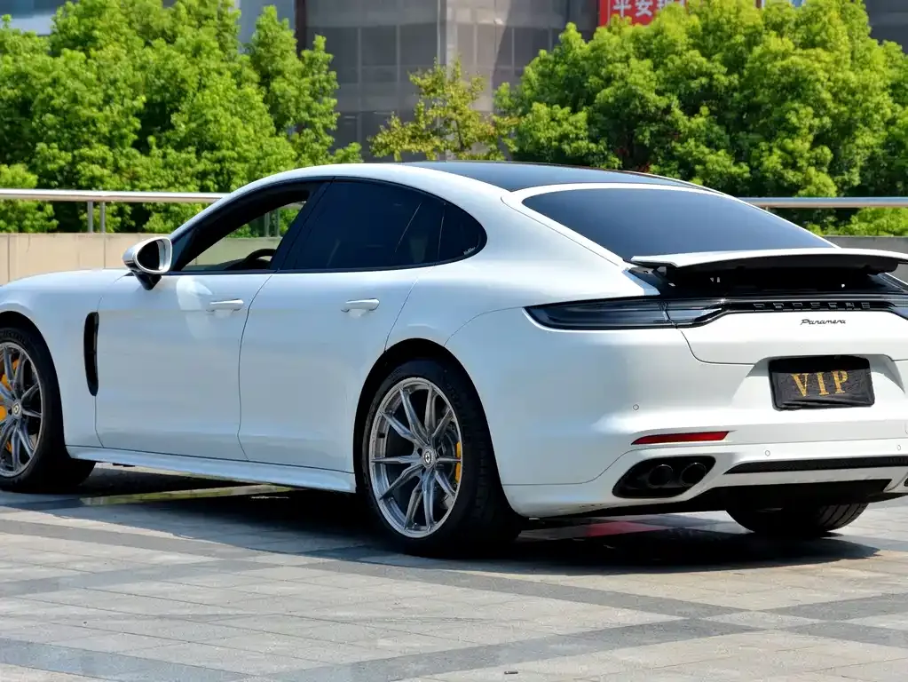 Porsche Panamera — фото 7
