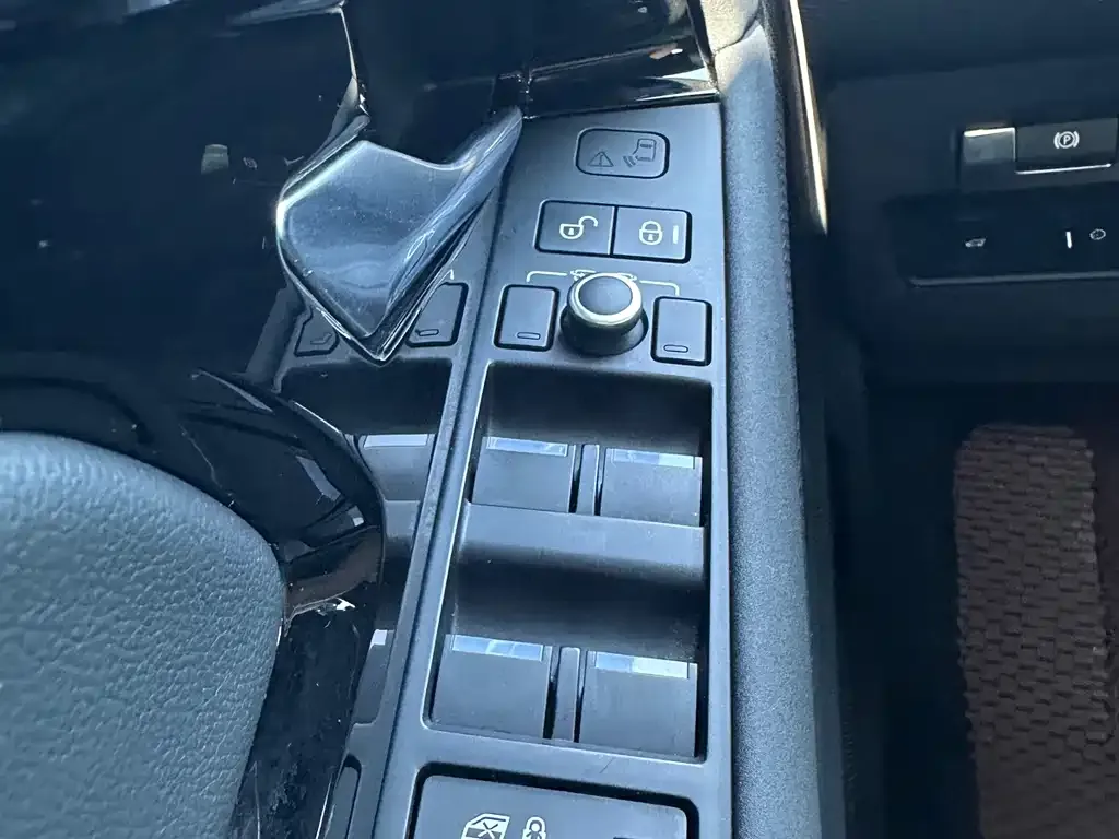 Land Rover Evoque — фото 10