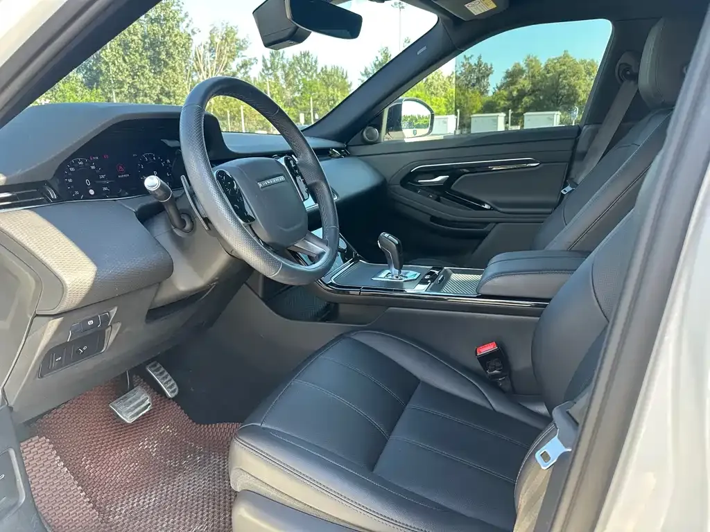 Land Rover Evoque — фото 5