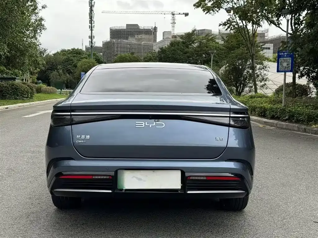 BYD Seal — фото 4