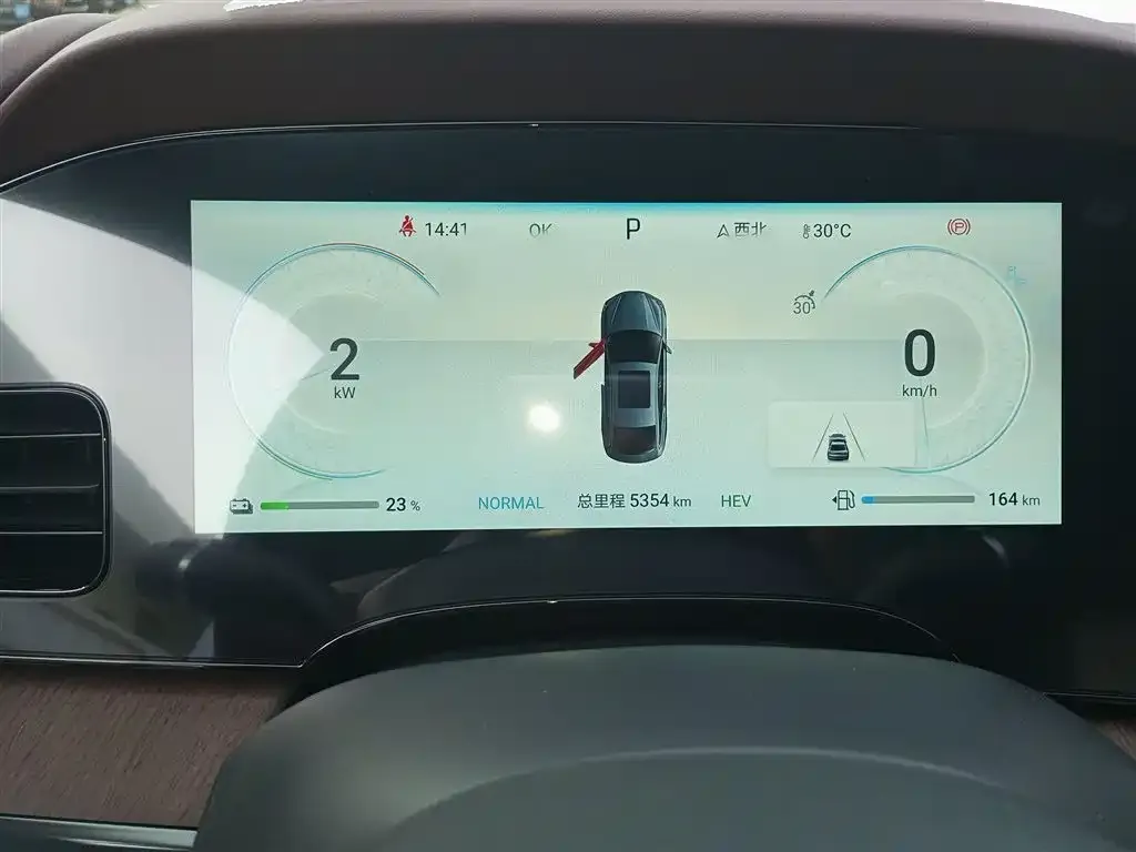BYD Seal — фото 6