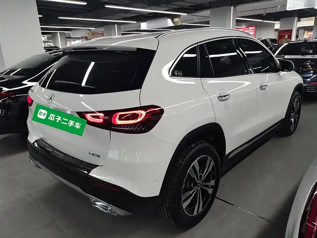 Mercedes-Benz GLA — фото 7