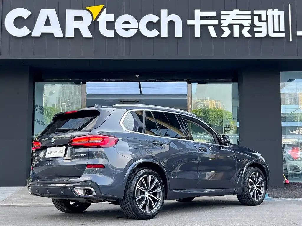 BMW X5 (Import) — фото 4