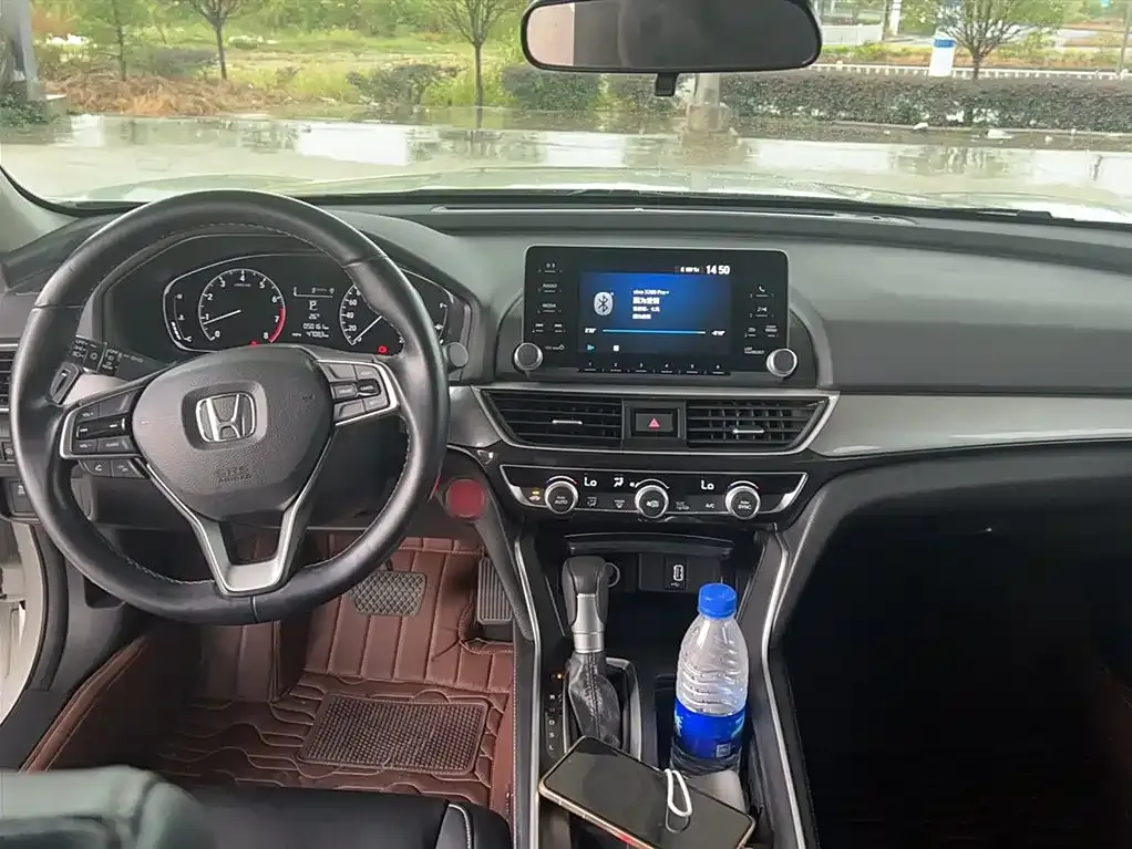 Honda Inspire — фото 10