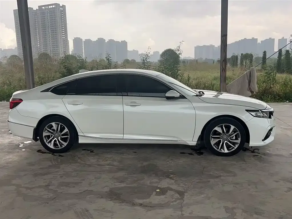 Honda Inspire — фото 4