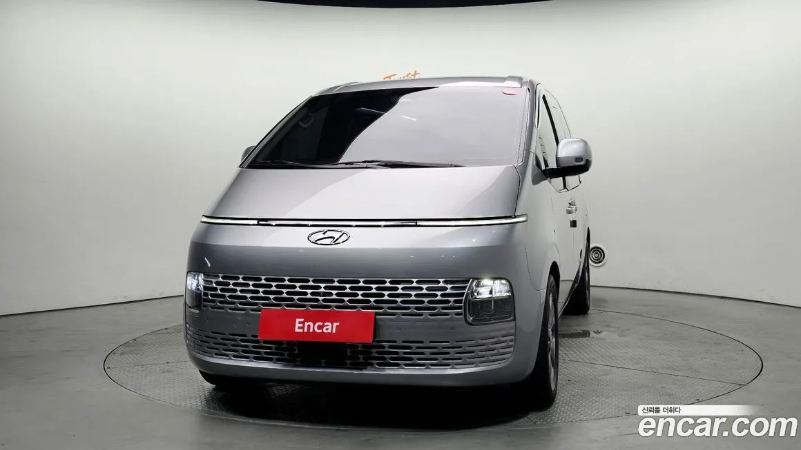 Hyundai Staria — фото 3