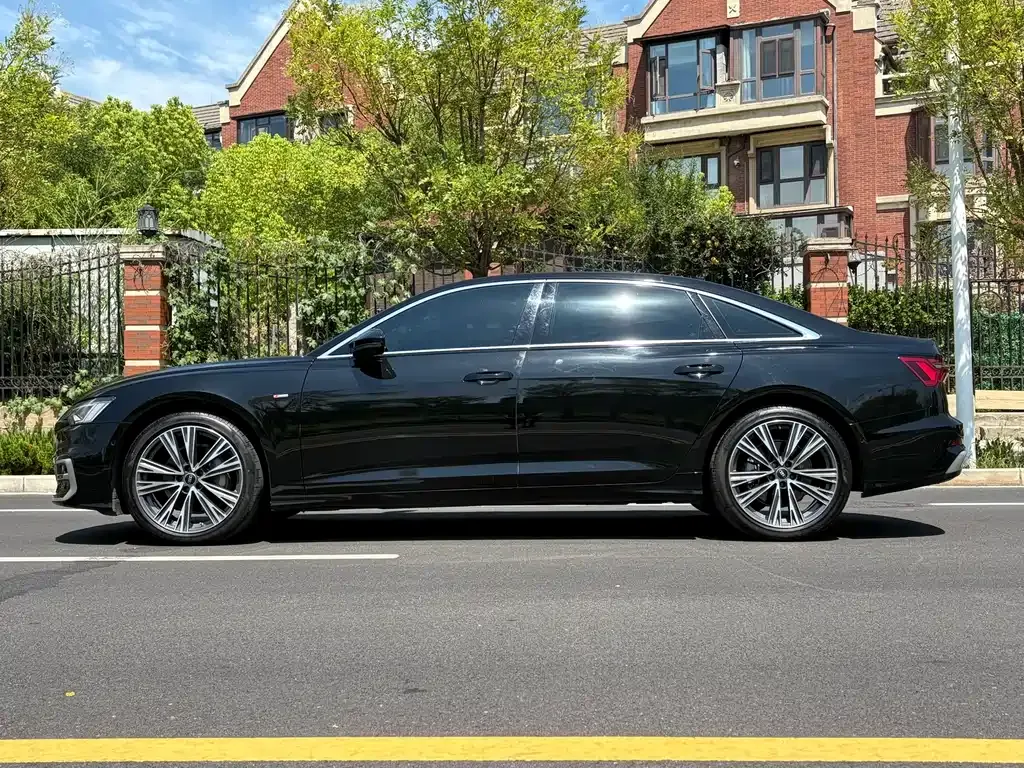 Audi A6L — фото 4