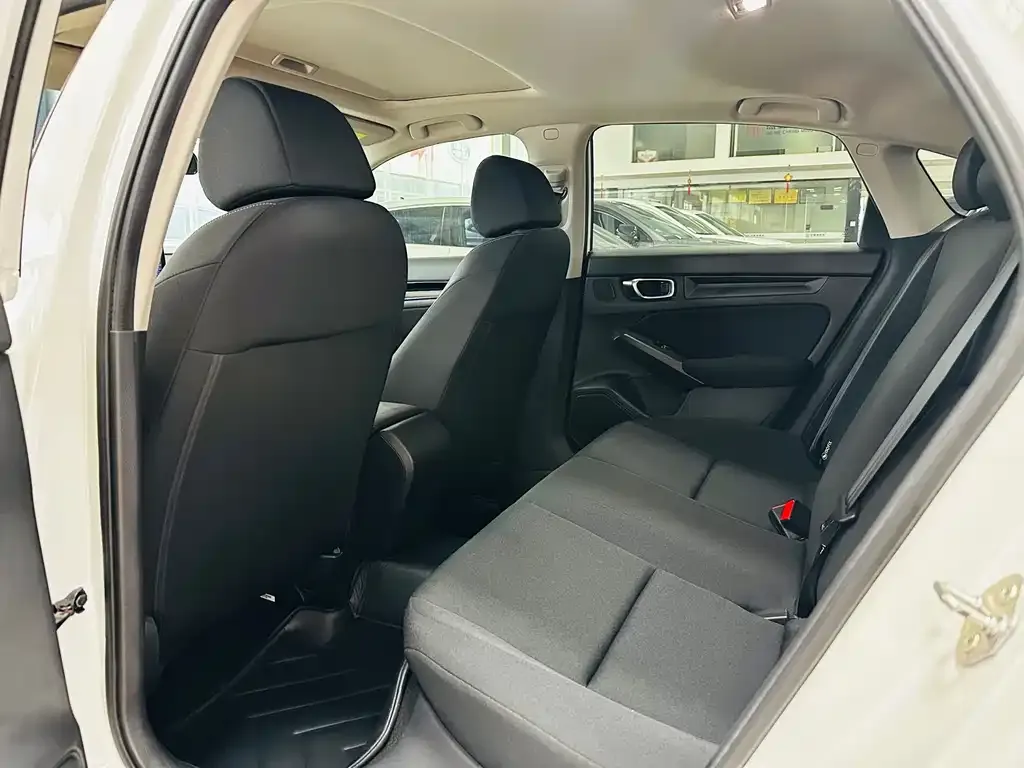Honda Civic — фото 5