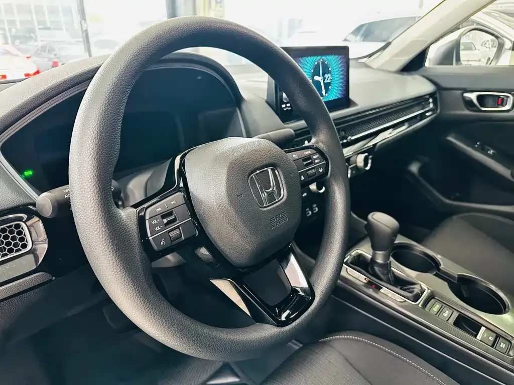 Honda Civic — фото 7