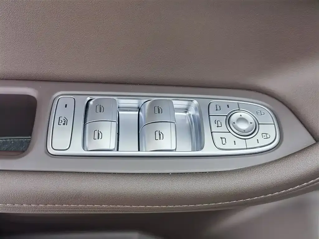 Chery Tiggo 8 PRO — фото 9