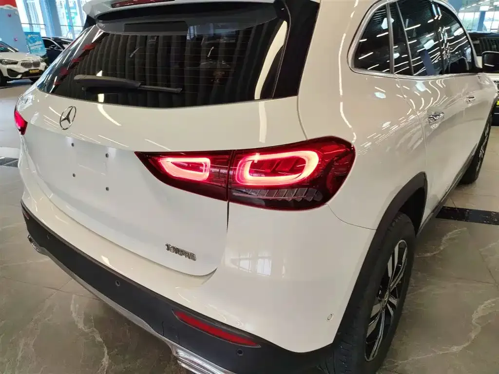 Mercedes-Benz GLA — фото 8