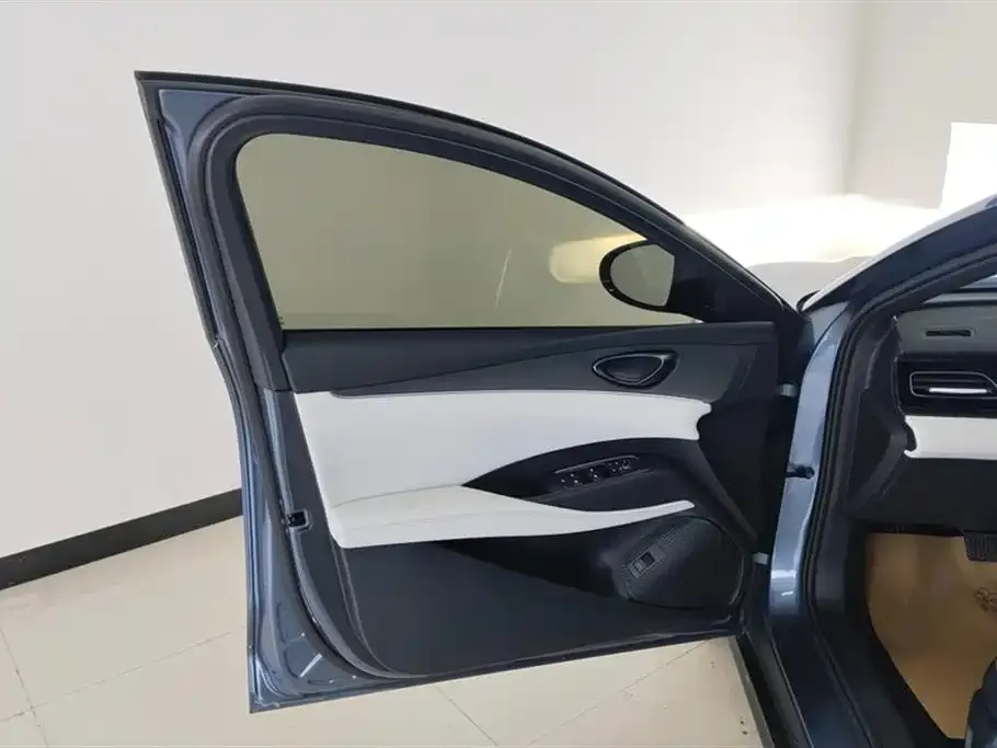 BYD Seal 06 NEV — фото 7