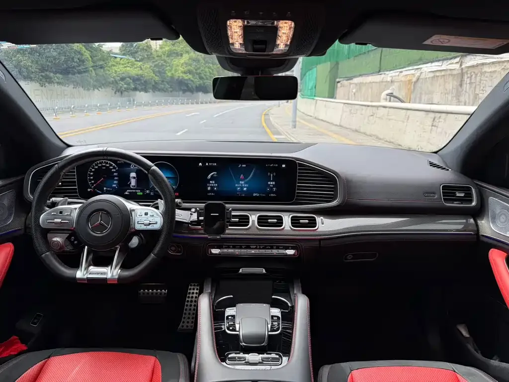 Mercedes-Benz GLE Coupe AMG — фото 9