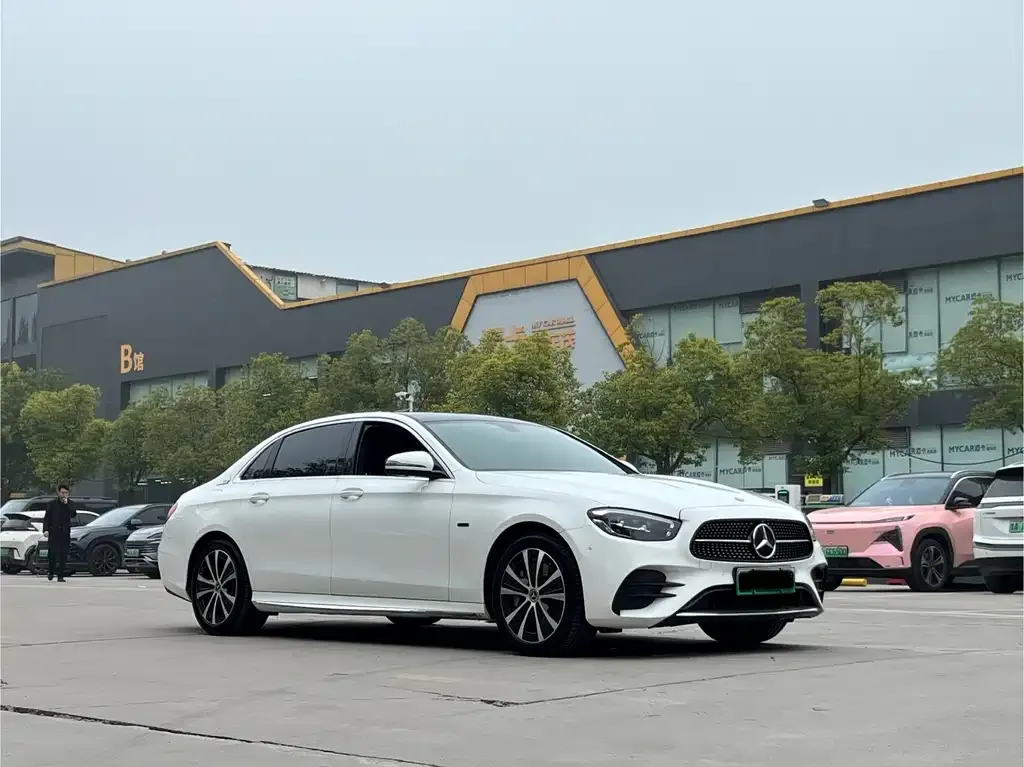 Mercedes-Benz E-Class New Energy — фото 3