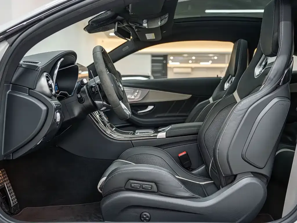 Mercedes-Benz C-Class AMG — фото 10