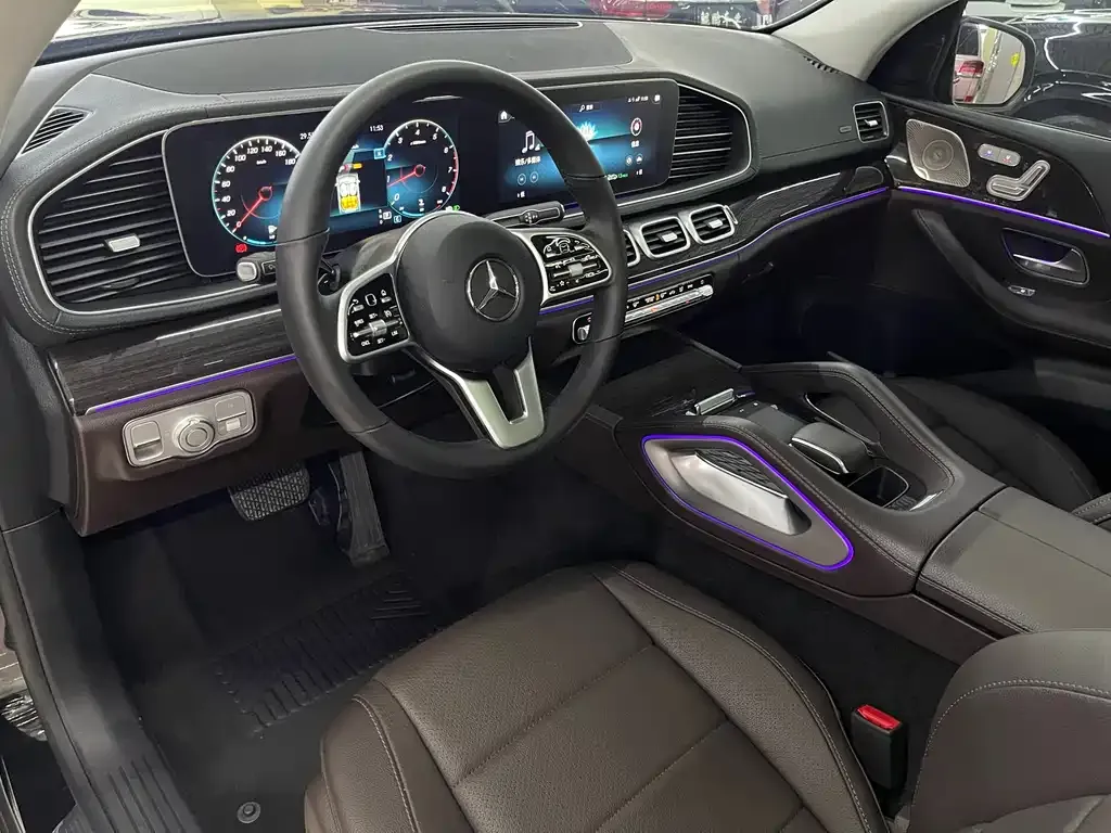 Mercedes-Benz GLE — фото 10
