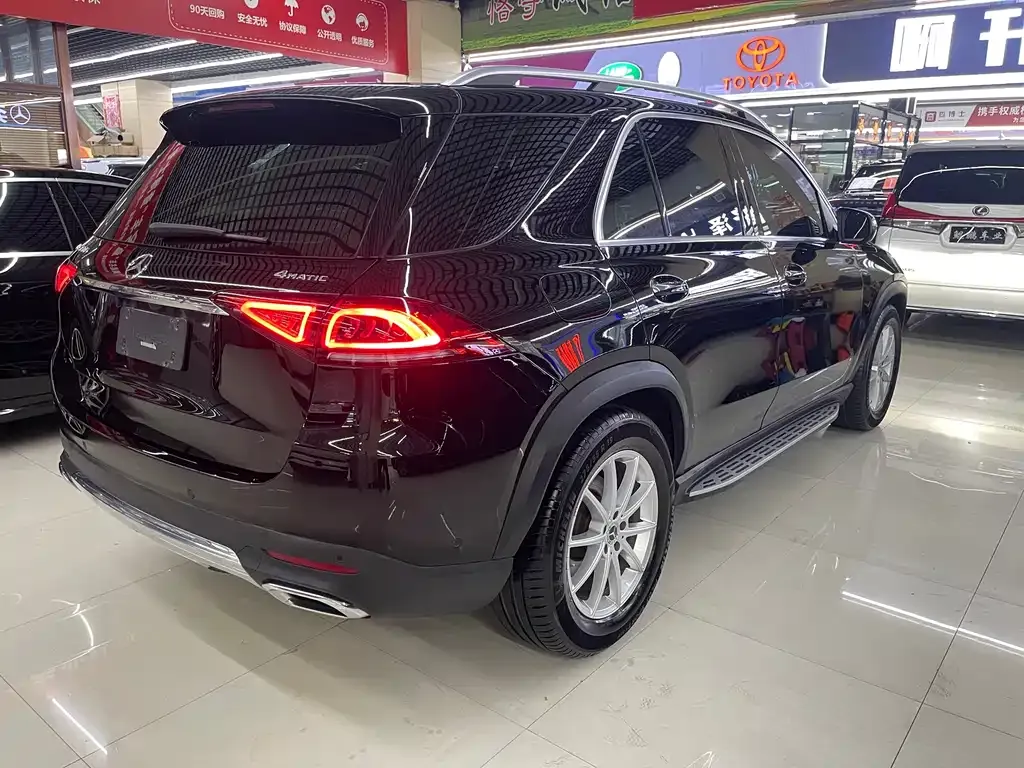 Mercedes-Benz GLE — фото 5