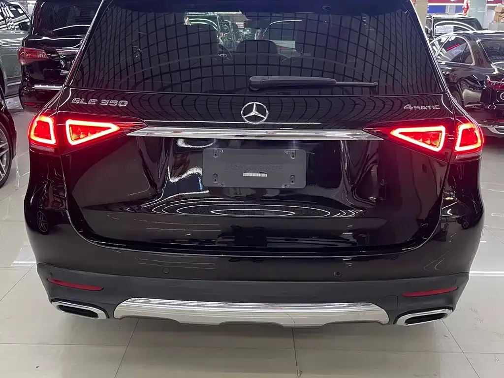 Mercedes-Benz GLE — фото 6