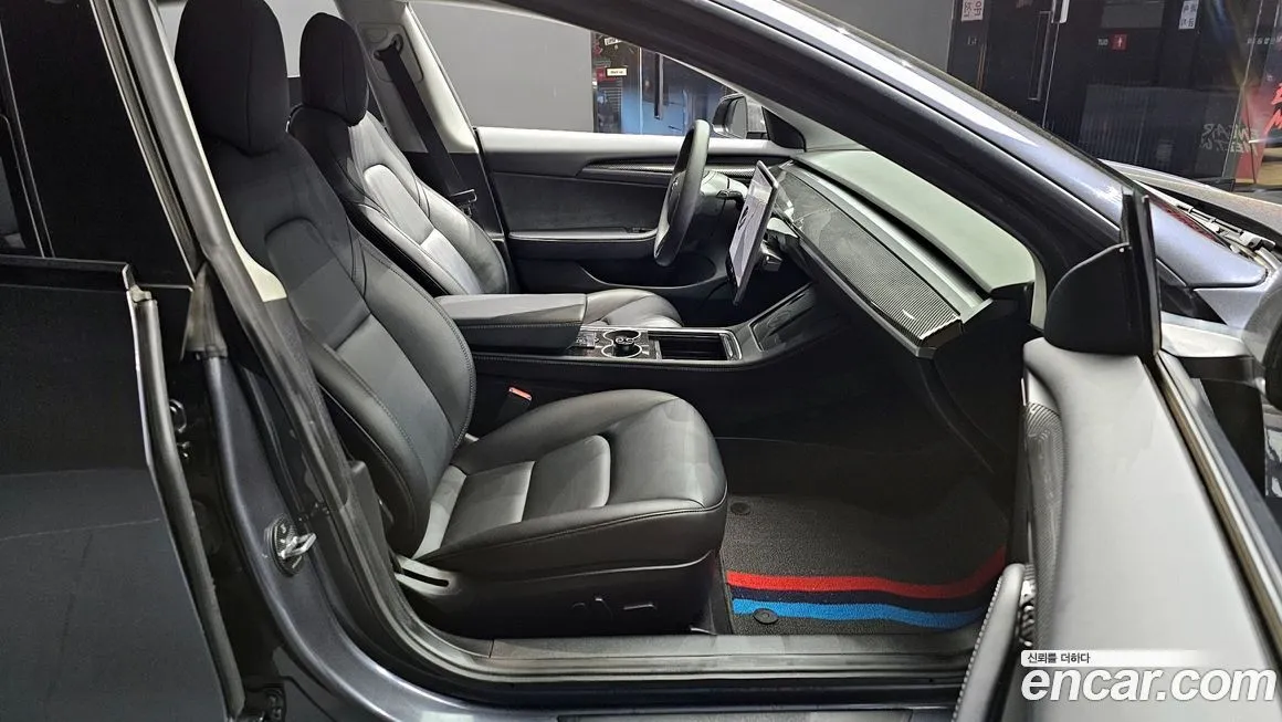 Tesla Model 3 — фото 10