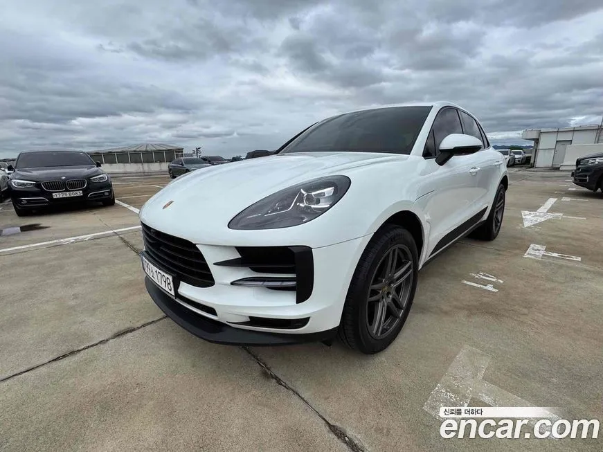 Porsche Macan — фото 1