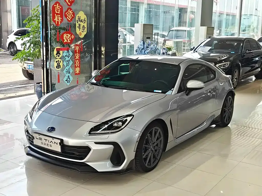 Subaru BRZ — фото 1
