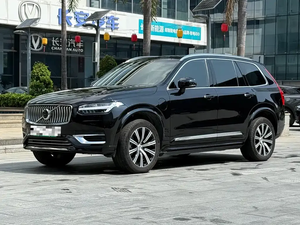 Volvo XC90 PHEV — фото 1