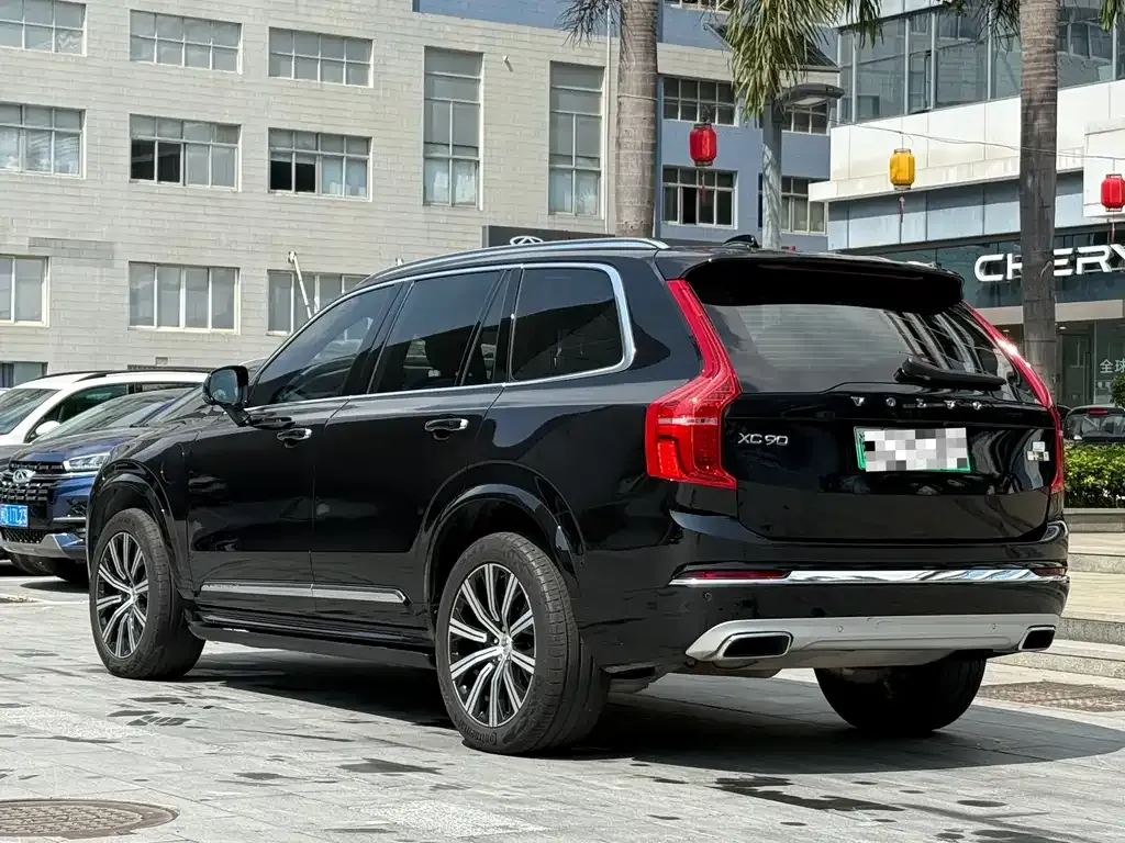 Volvo XC90 PHEV — фото 3