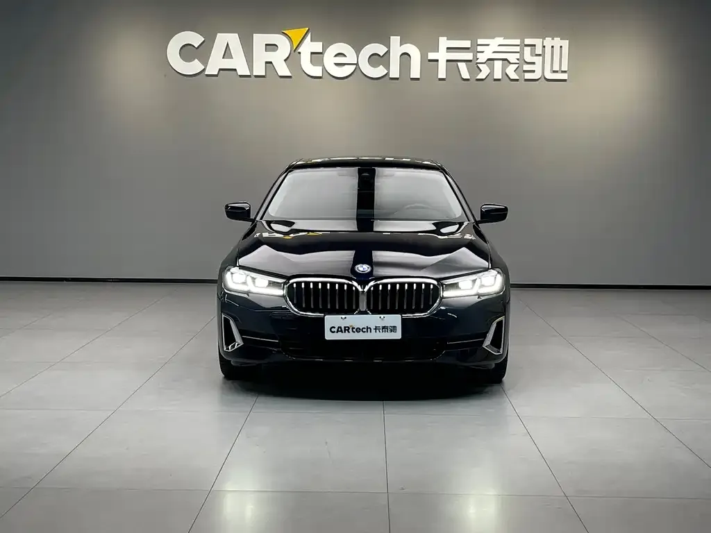 BMW 5 Series — фото 2