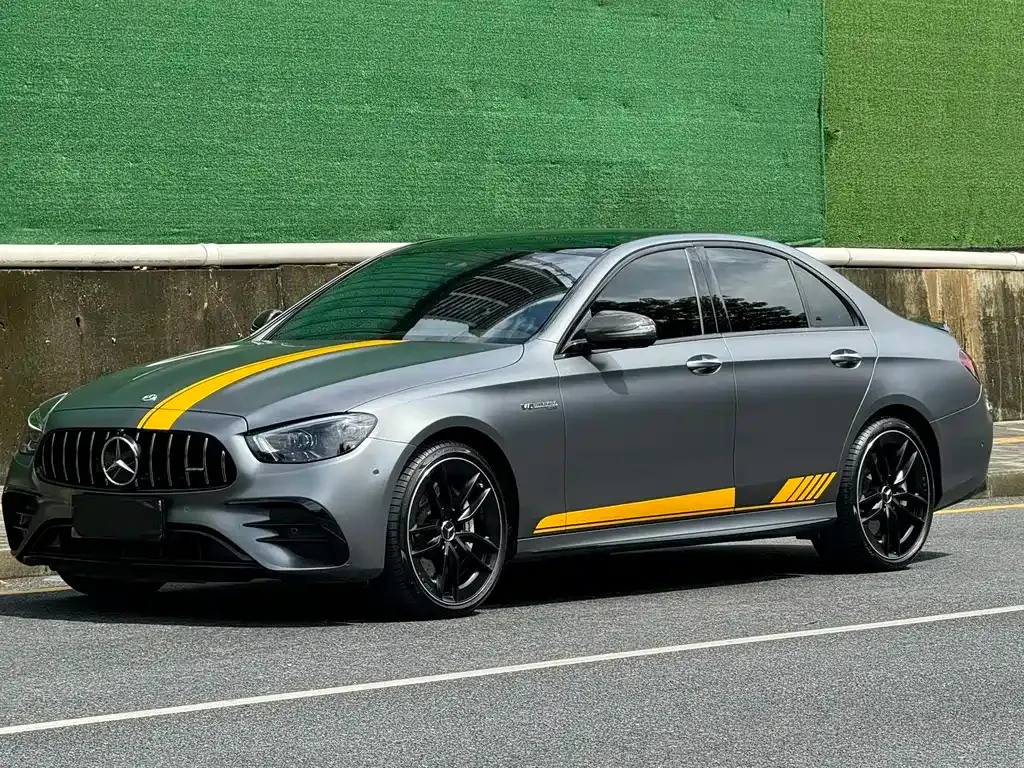 Mercedes-Benz E-Class AMG — фото 1