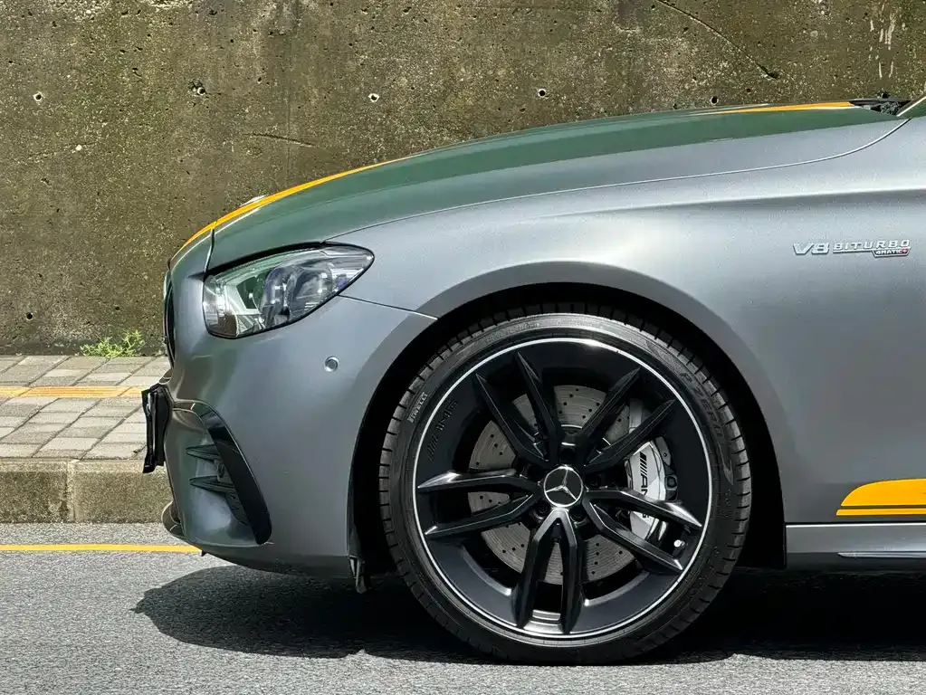 Mercedes-Benz E-Class AMG — фото 9