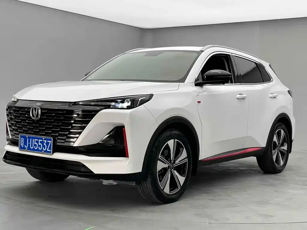 Changan CS55PLUS — фото 1