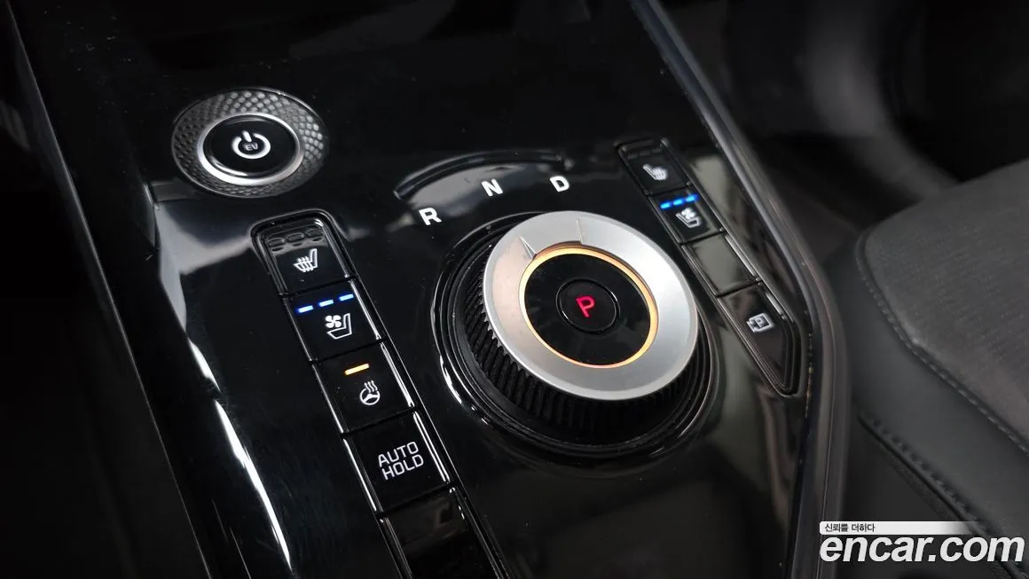 Kia Niro — фото 9