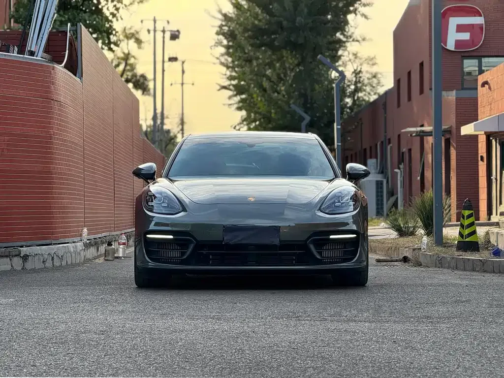 Porsche Panamera — фото 2