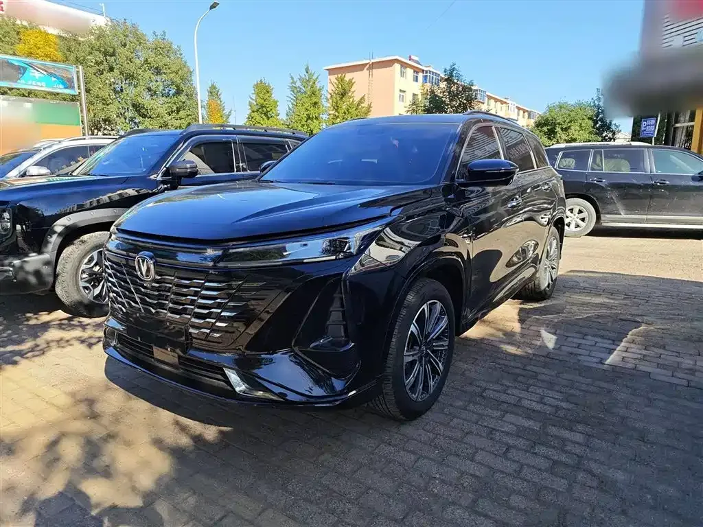 Changan CS75 PLUS — фото 2