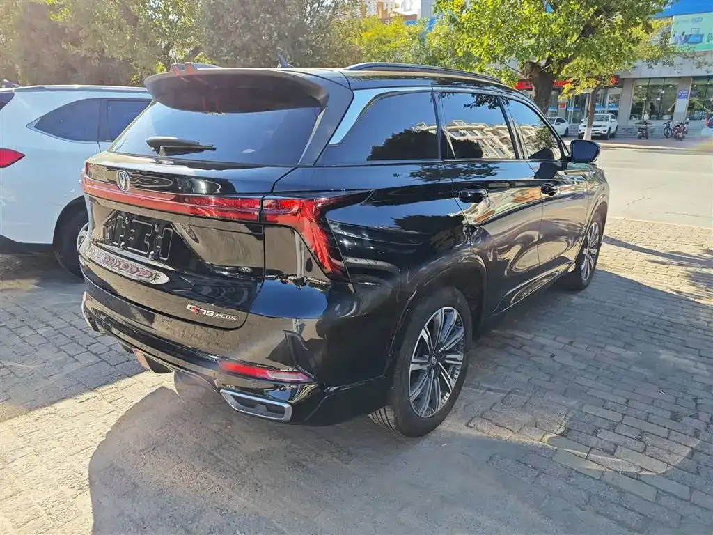 Changan CS75 PLUS — фото 8