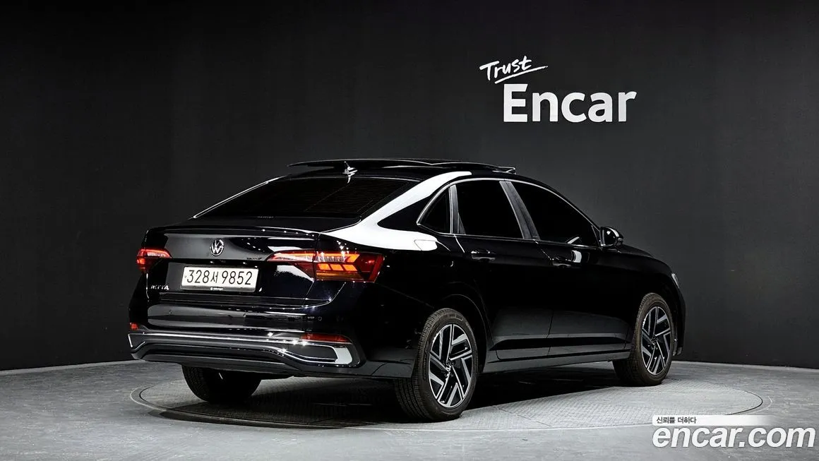 Volkswagen Jetta — фото 2