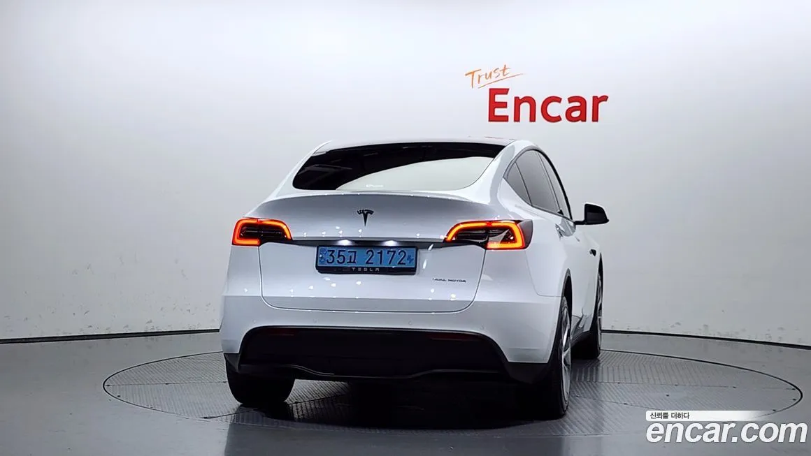 Tesla Model Y — фото 4