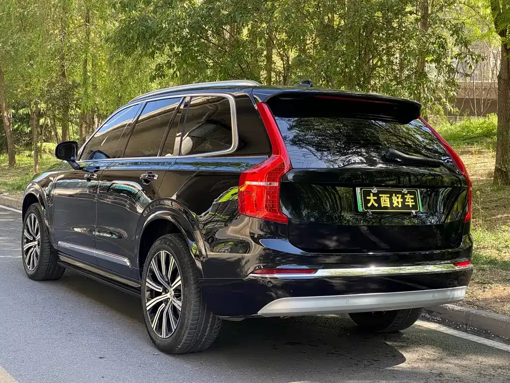 Volvo XC90 PHEV — фото 7