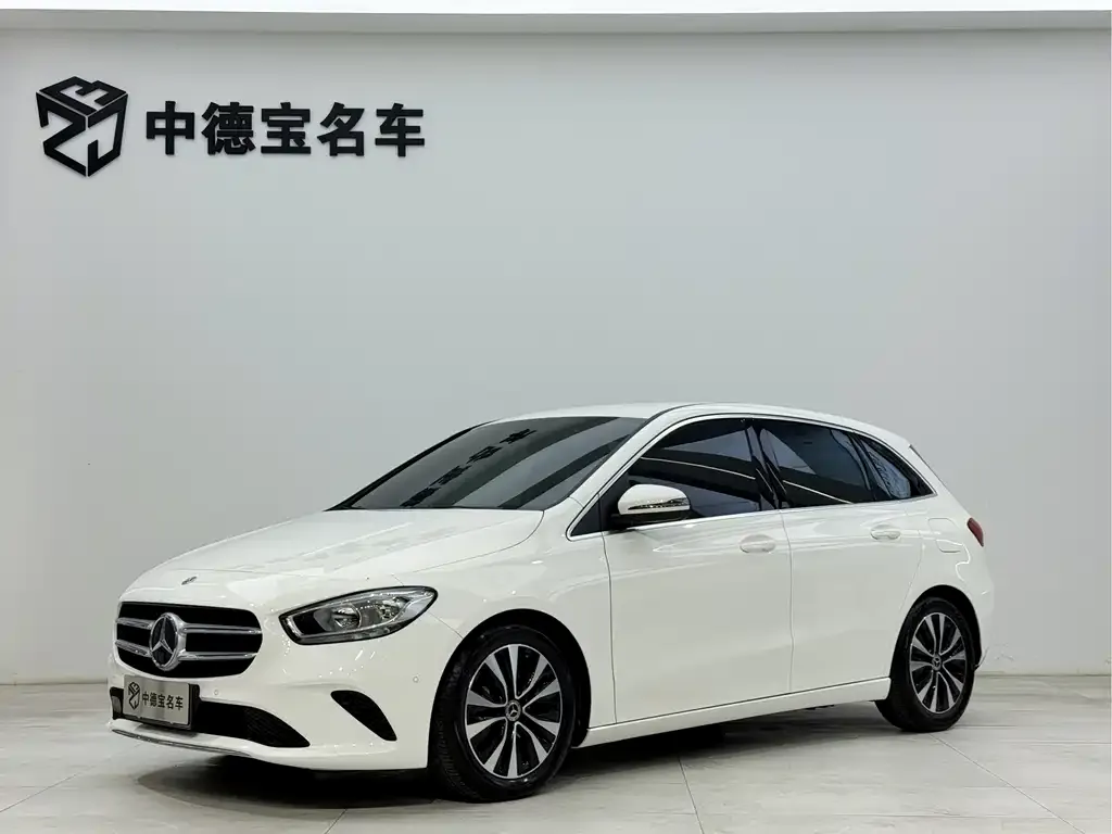 Mercedes-Benz B-Class — фото 1