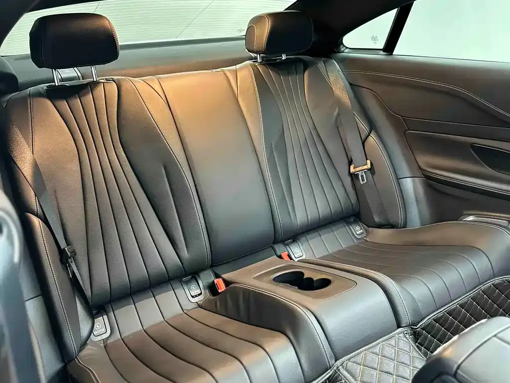Mercedes-Benz E-Class (Import) — фото 6