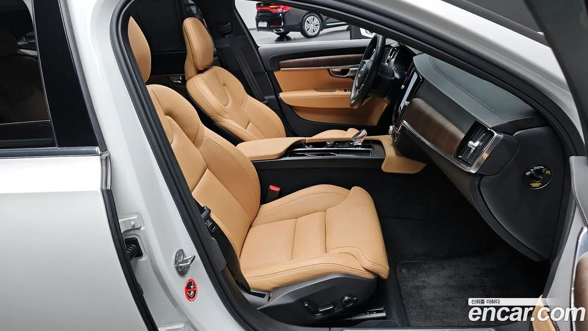 Volvo S90 — фото 10