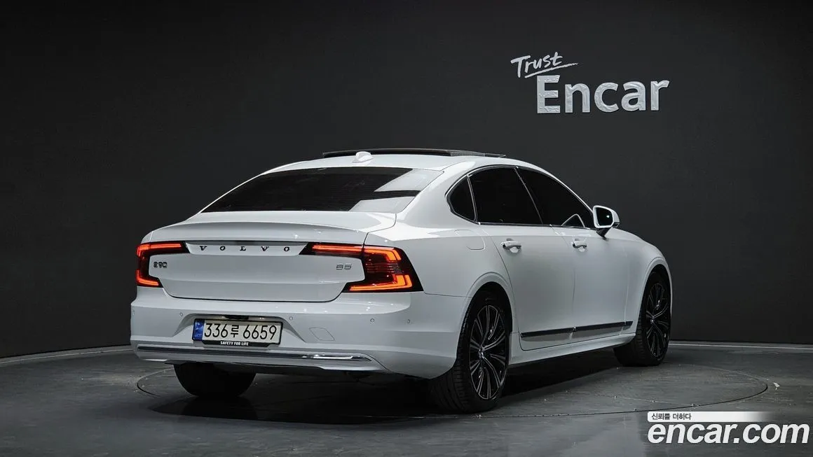 Volvo S90 — фото 2