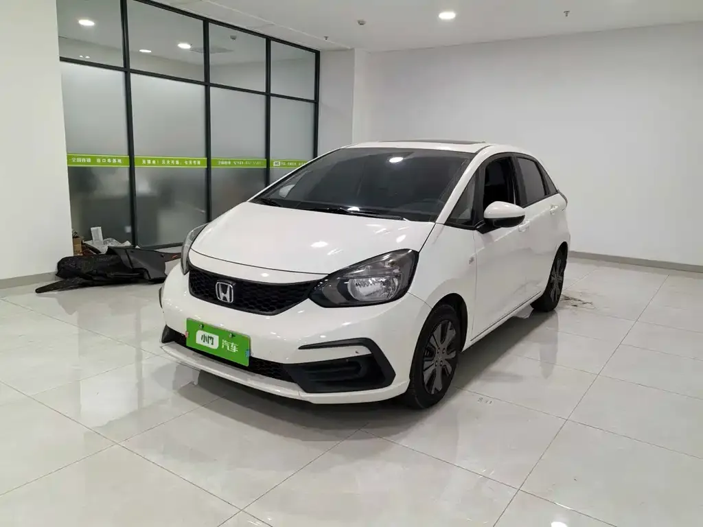 Honda Fit — фото 1