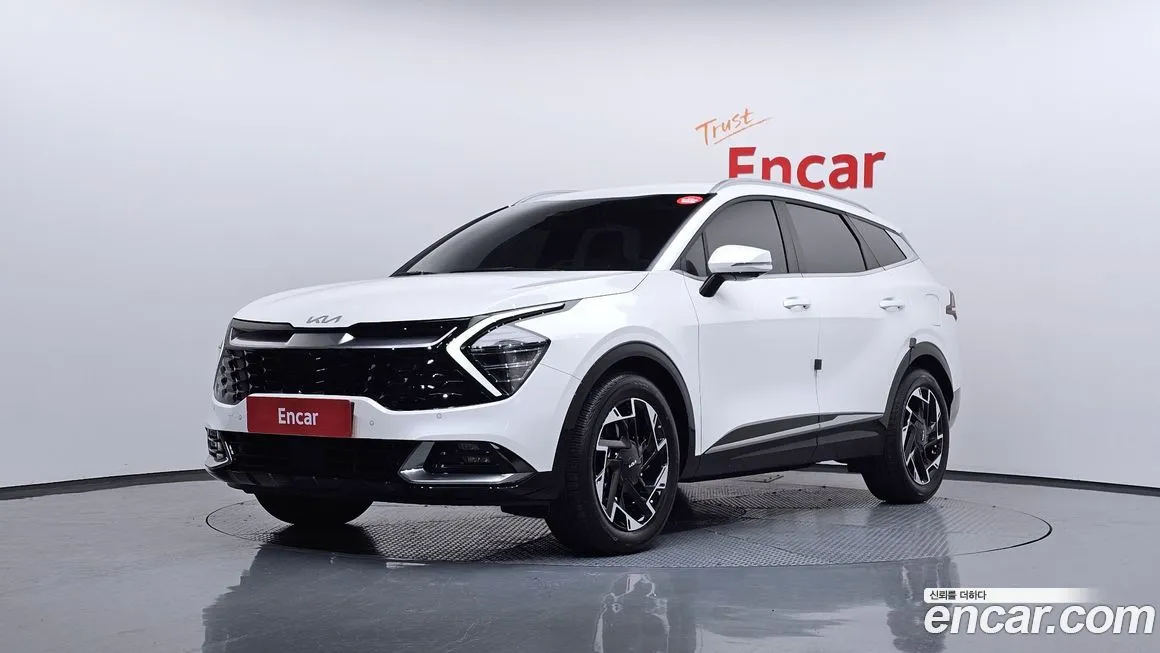 Kia Sportage — фото 1