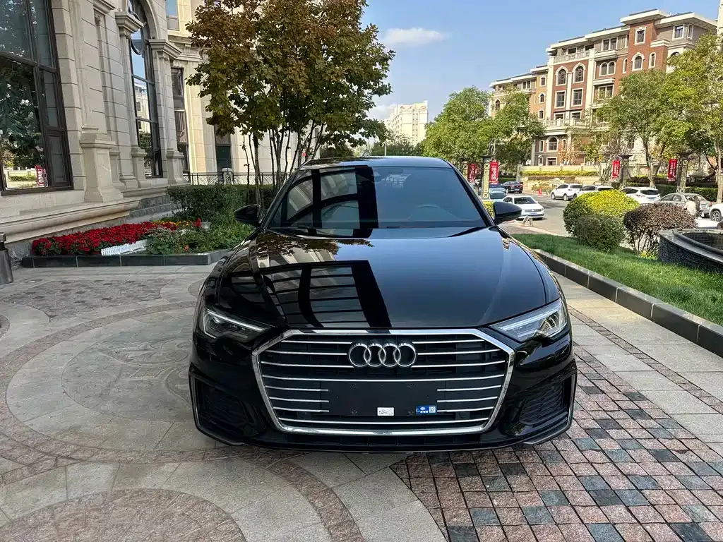 Audi A6L — фото 2