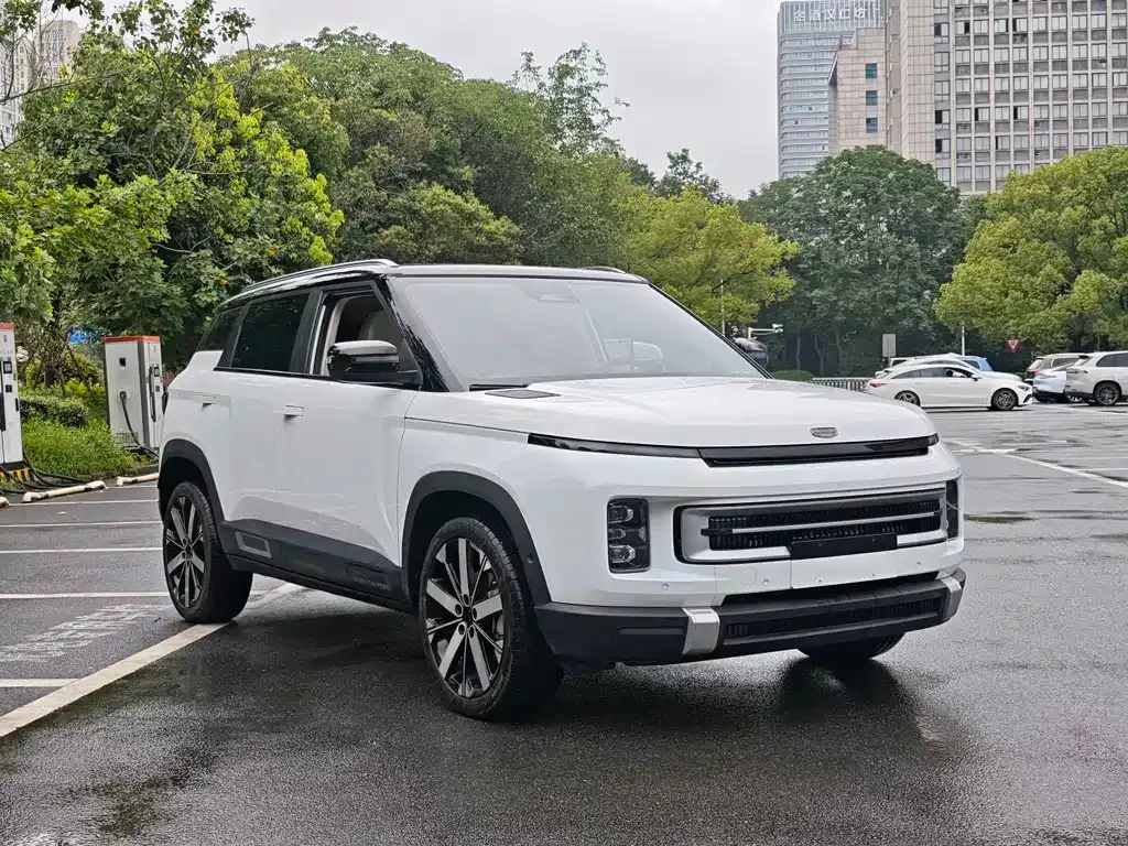 Geely Icon — фото 3